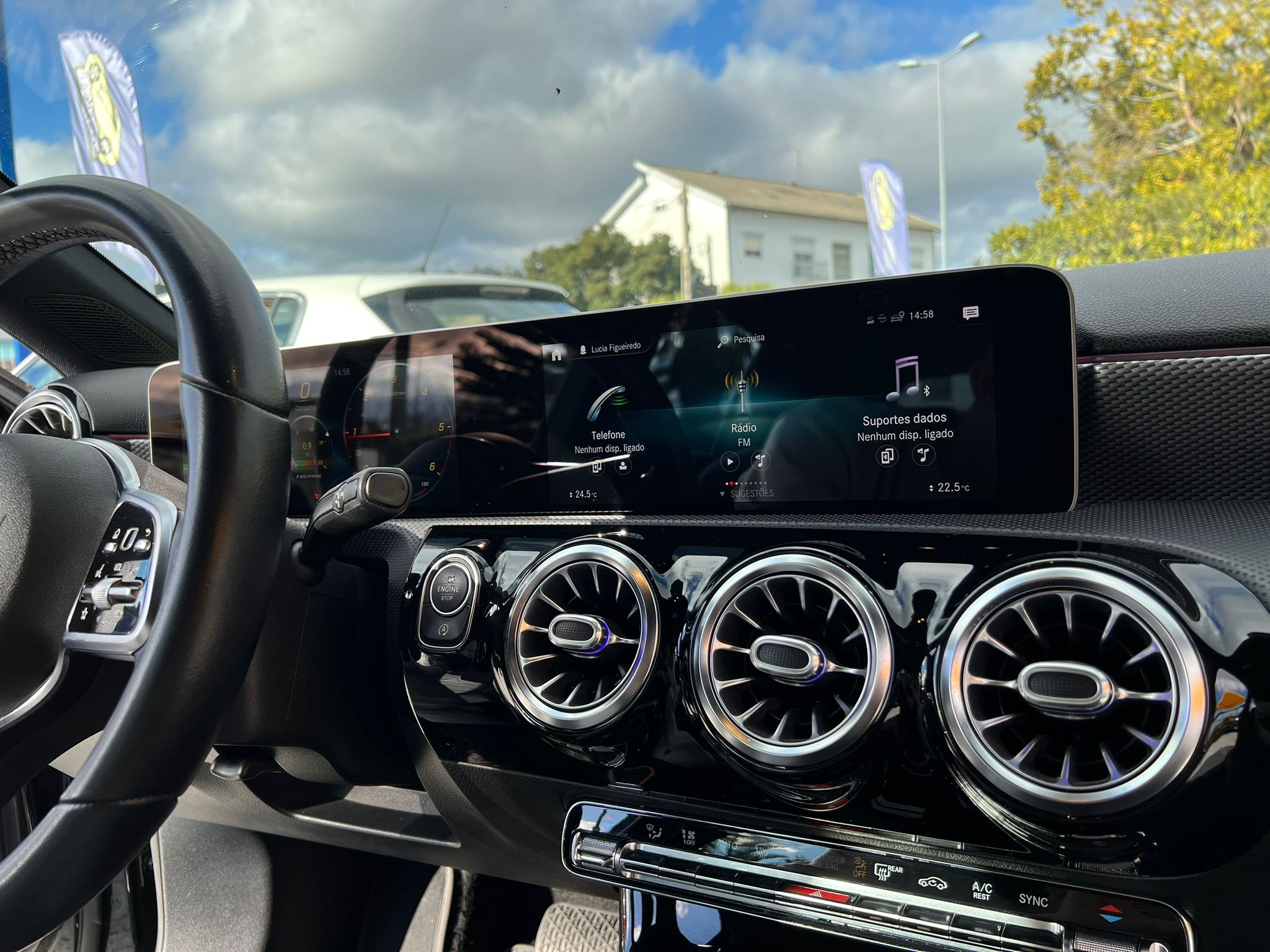 MERCEDES A180 URBAN - Image 14